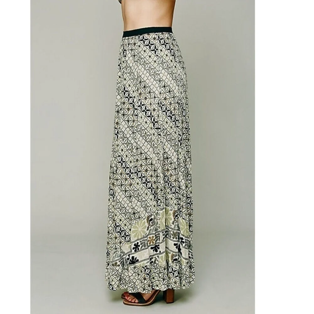 FP ONE Banjara Printed  BohoMaxi Skirt - Picture 3 of 9